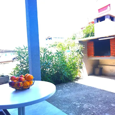 Apartment Karmela - Private Parking Zadar