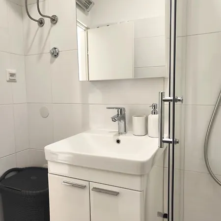 Apartment Karmela - Private Parking Zadar
