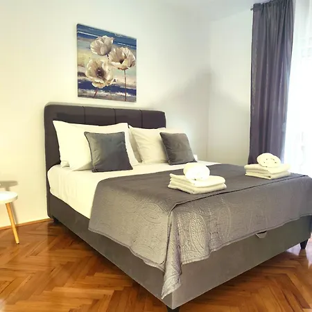 Apartment Karmela - Private Parking Zadar