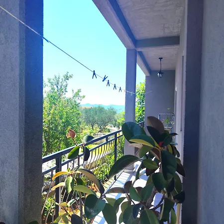 Apartman Karmela - Private Parking